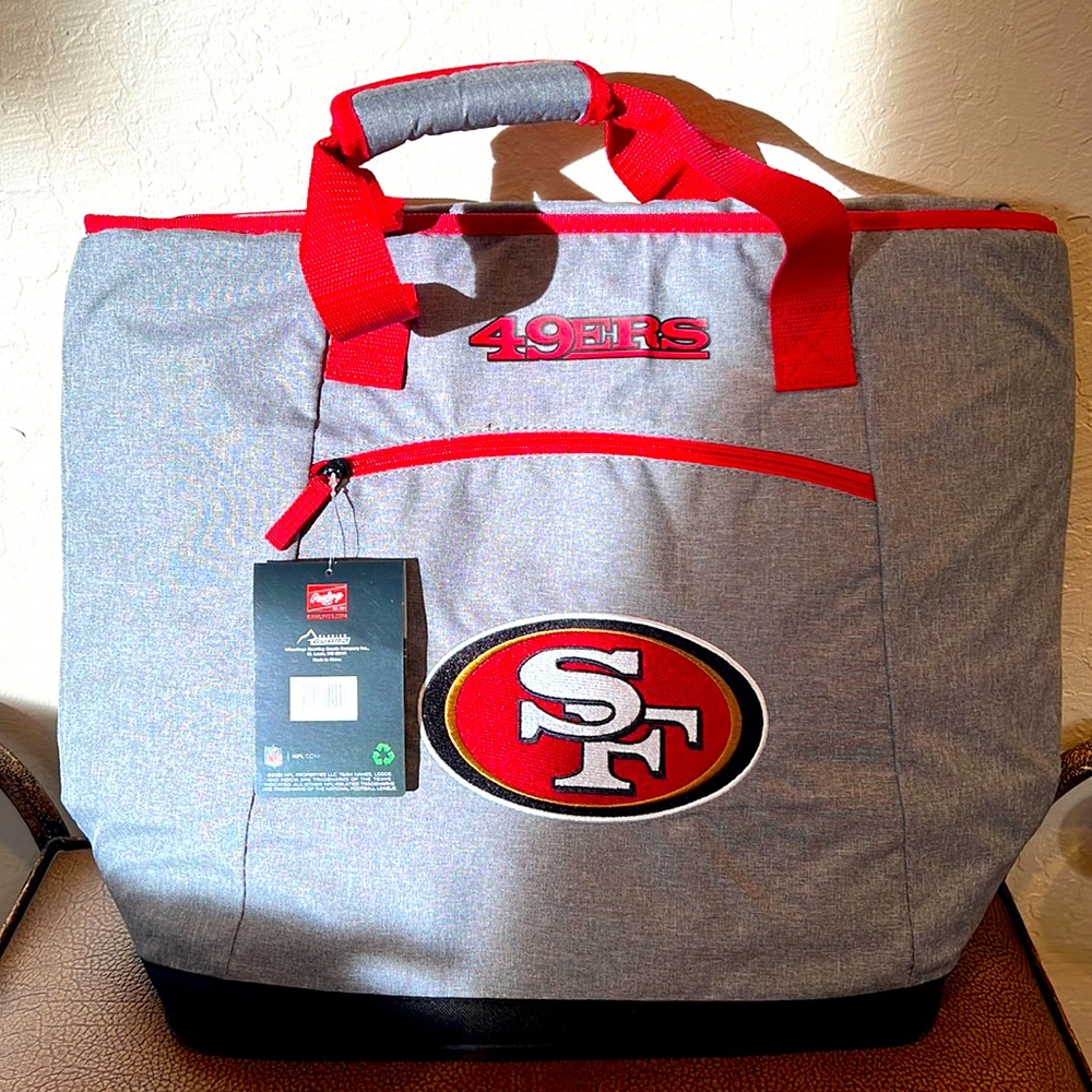 Brand New NFL SF 49er’s Cooler Tote with Backpack Straps holds 30 cans + Ice!